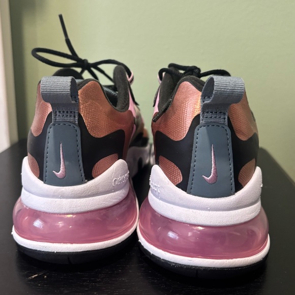 Nike Women's Air Max 270 React Metallic Bronze - Picture 3 of 8